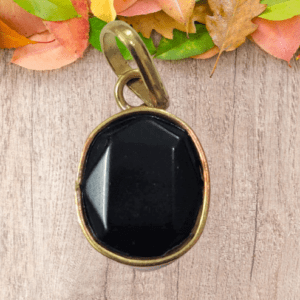 Gomed Stone Locket(गोमेद रत्न लॉकेट ) In Brass For Rahu Dosh Nivaran | Stone Weight 6.5 carat