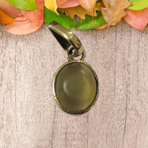 Lahsuniya Stone Locket(लहसुनिया रत्न लॉकेट ) In Brass For Ketu Dosh Nivaran | Stone Weight 6.5 carat