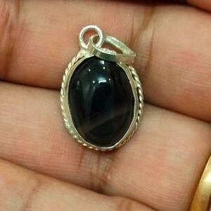 Silver Polished Brass Hakik Stone Locket 35(हकीक स्टोन लॉकेट)