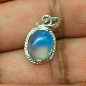 Silver Polished Brass Moon Stone Locket 3(मून स्टोन लॉकेट)