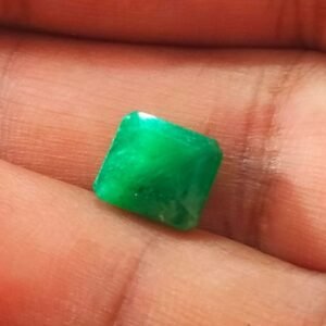 Certified Panna Emerald Stone With Certificate(सर्टिफाइड पन्ना स्टोन) | Weight- 3.45 Carat