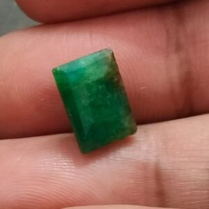 Certified Natural Beryl Stone (बेरिल स्टोन), Weight 4.83 carat