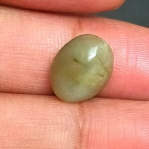 Certified Cats Eye Lahsuniya Stone (लहसुनिया स्टोन) , Weight- 7.8 carat