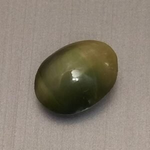 Certified Cats Eye Lahsuniya Stone (लहसुनिया स्टोन) , Weight- 10.88 Ratti