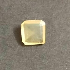 Certified Odisha Yellow Sapphire (Pukhraj) Gemstone(ओडिशा पुखराज), Weight- 2.37 Ratti